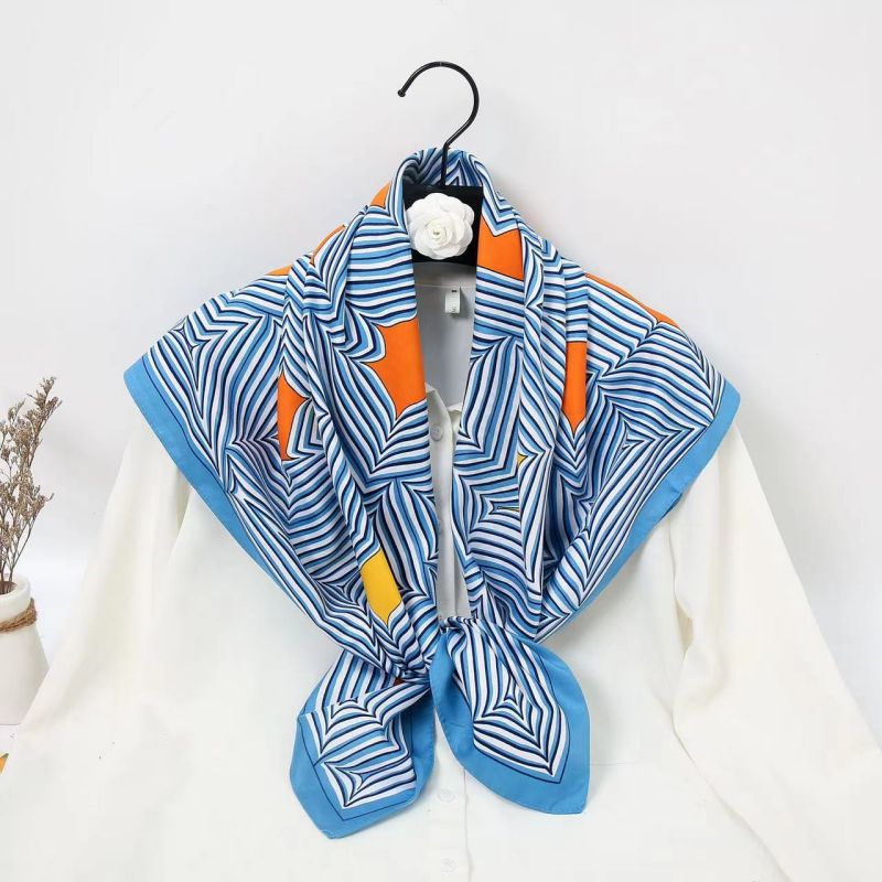 Pañuelo Cuadrado de 90cm, Band - Silk Neck Scarf reseña y precio