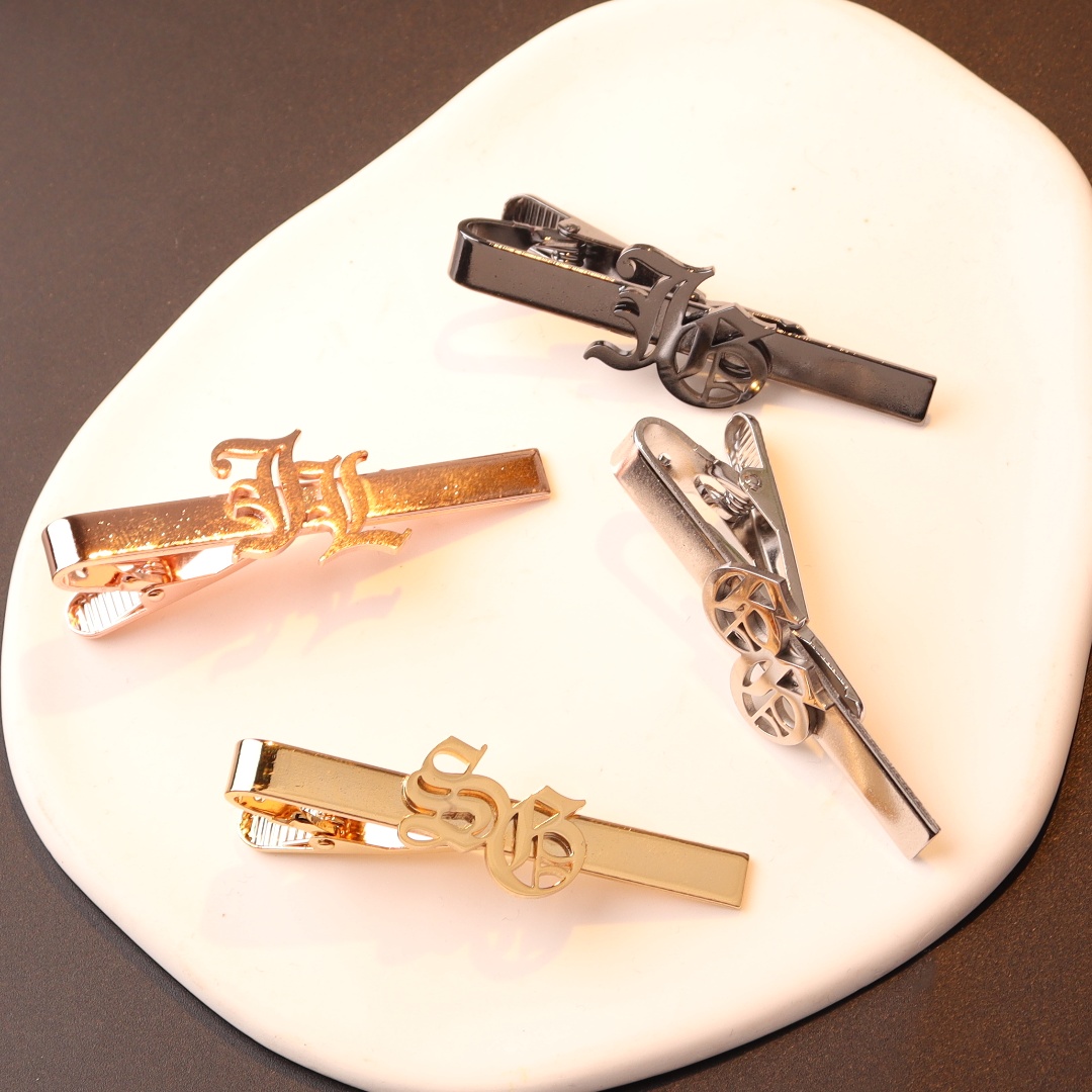 Clip de corbata con iniciales  - Tie Clip Silver reseña y precio